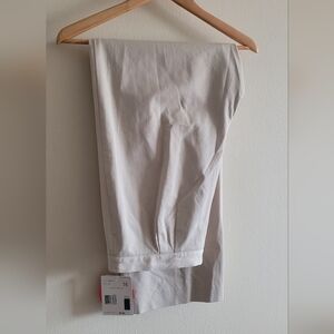 Liz Claiborne Anissa style khaki dress pant Women's size 16 beige